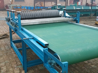 專業制造與銷售一體化 大城縣雙榮機械設備廠引領玻璃棉裁條機與巖棉制品行業